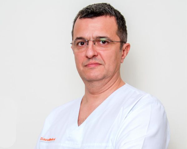 Dr. Daniel-Iulian Voiculescu Dr. Daniel-Iulian Voiculescu
