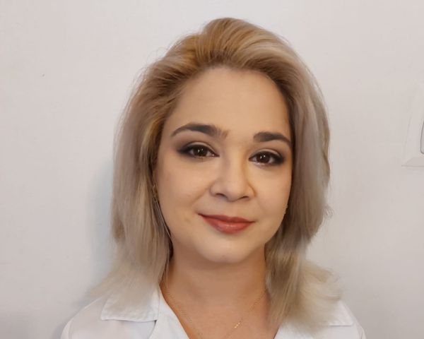 Dr. Patricia Gabriela Iovan Patricia Gabriela Iovan