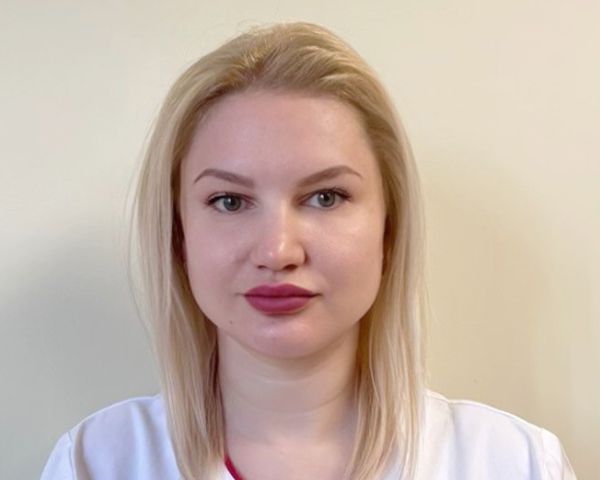 Dr. Madalina Bobeica Dr. Madalina Bobeica