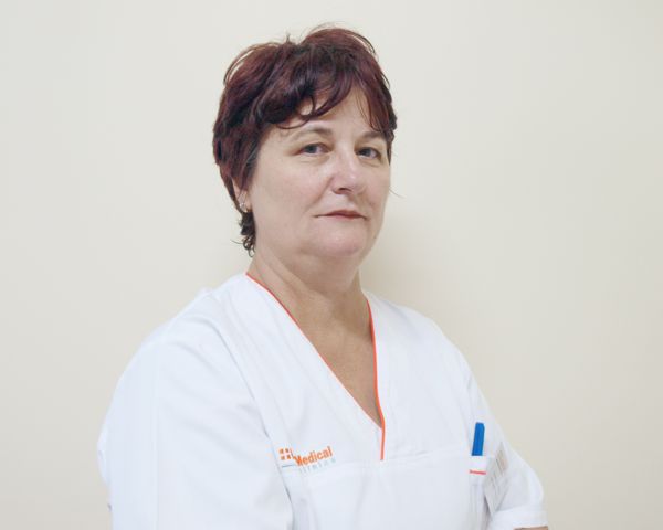 Dr. Mariana Manac Dr. Mariana Manac